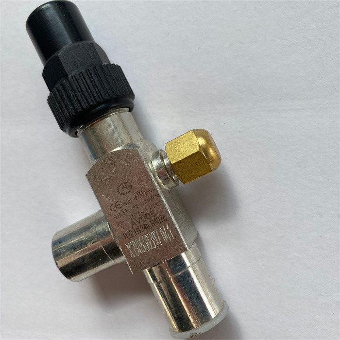 Jangka hidup panjang katup sudut pendingin / 0 ̊6.3MPa HCFC R717 Solder Angle Valve